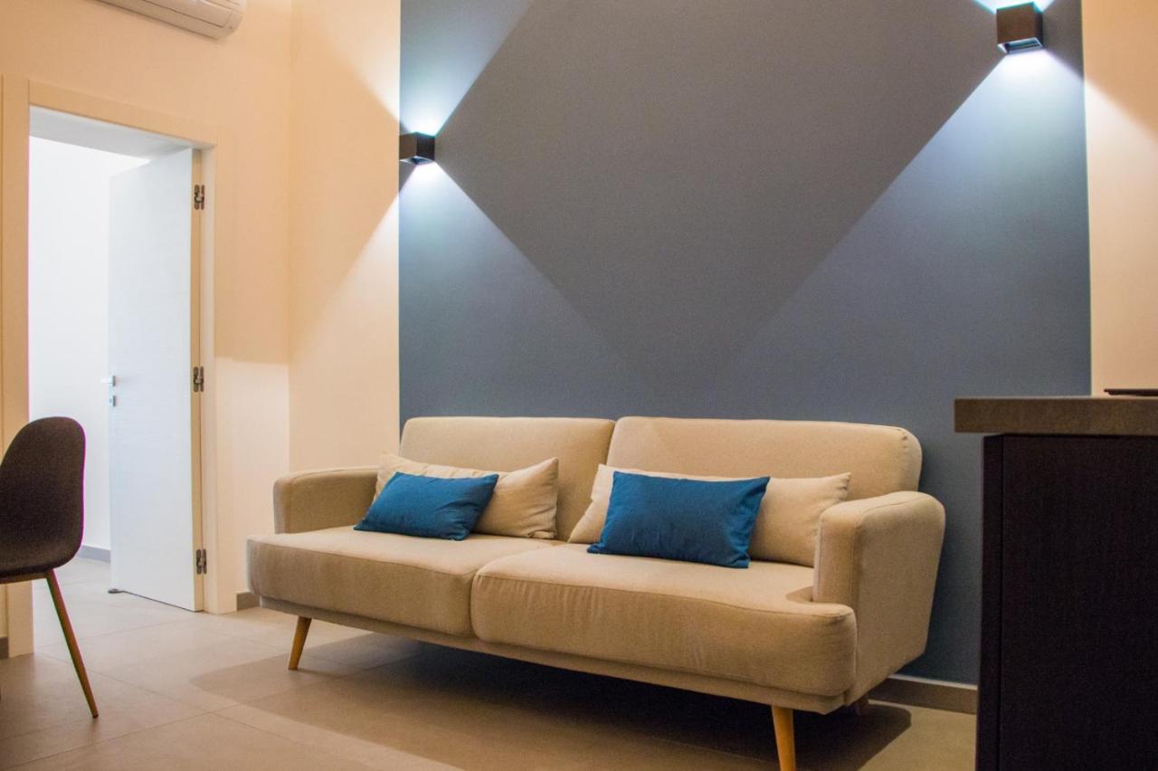 Hotel Blue Plebiscito Napoli Esterno foto