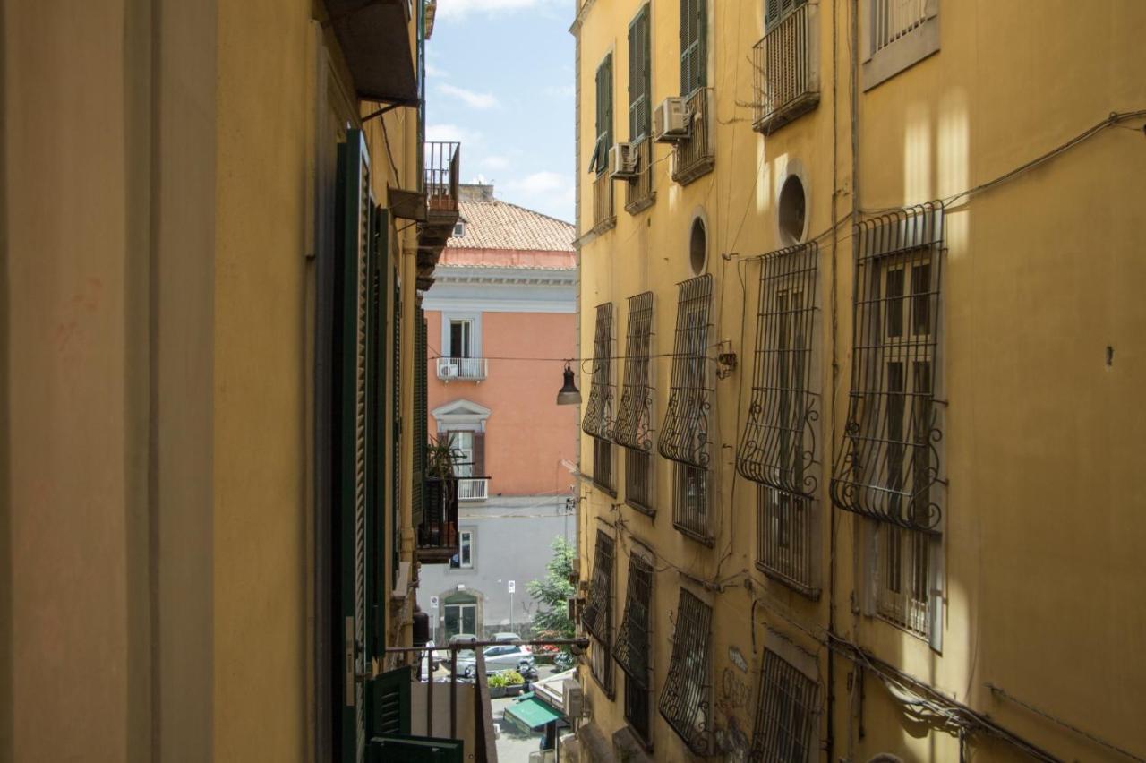 Hotel Blue Plebiscito Napoli Esterno foto